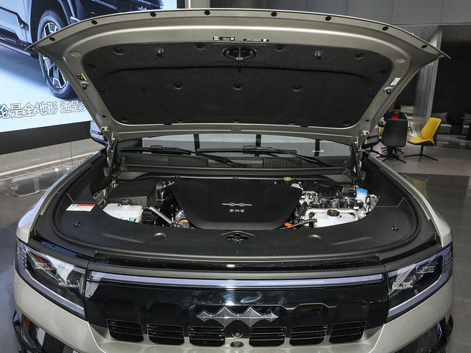 湖光绿配色华为乾崑ADS+魔毯悬架开元棋牌方程豹豹8大五座版上市新增(图1)