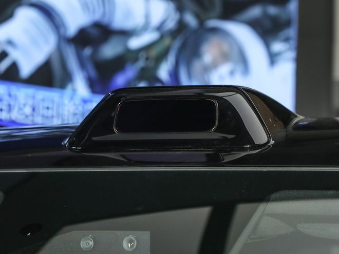 湖光绿配色华为乾崑ADS+魔毯悬架开元棋牌方程豹豹8大五座版上市新增(图5)